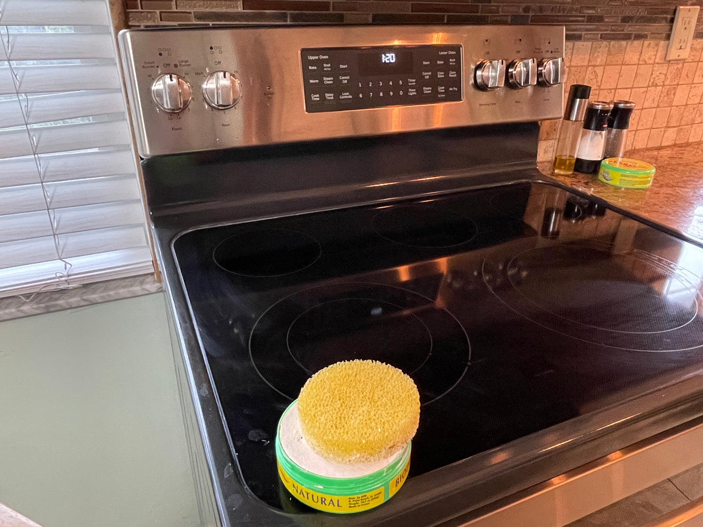 Earth Brite 17.5 oz. Natural Clay All-Purpose Cleaner - Lavender